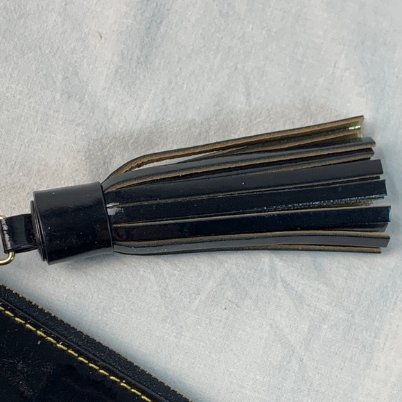 Dark Academia Dooney & Bourke Black Patent Leather Preppy Pouch - Picture 4 of 9